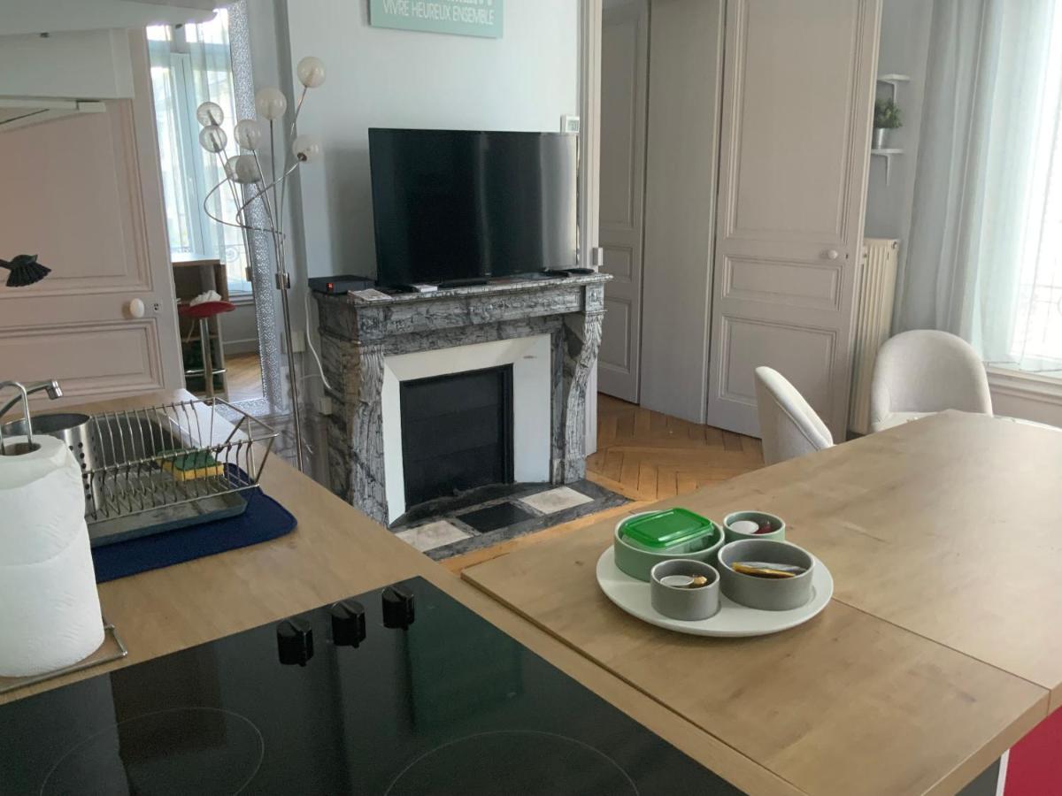 Апартаменты 4 People+Free Street Parking+Cosy Centre Ville Руан Экстерьер фото